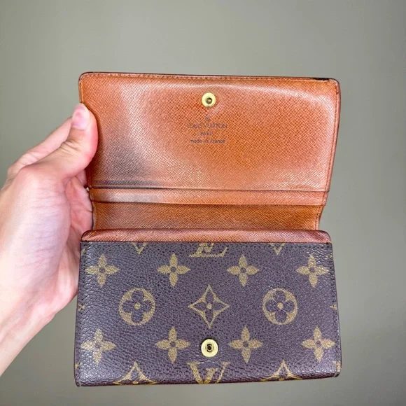 Louis Vuitton Monogram Wallet - Picture 7 of 11